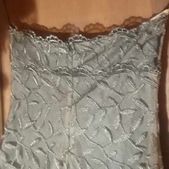 FLASH SALE Evening gown size 12 very flashy - Picture 5 of 8